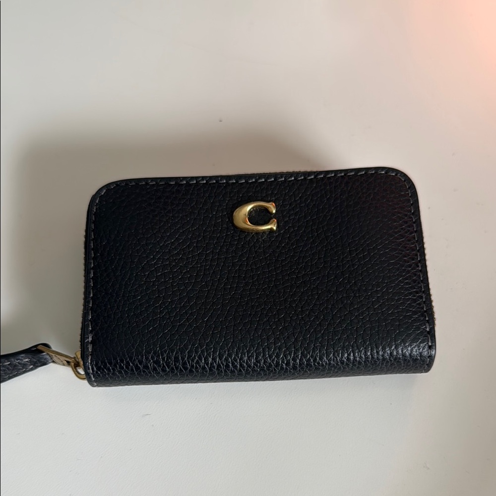 Black Essential Small Zip Around Card Case
